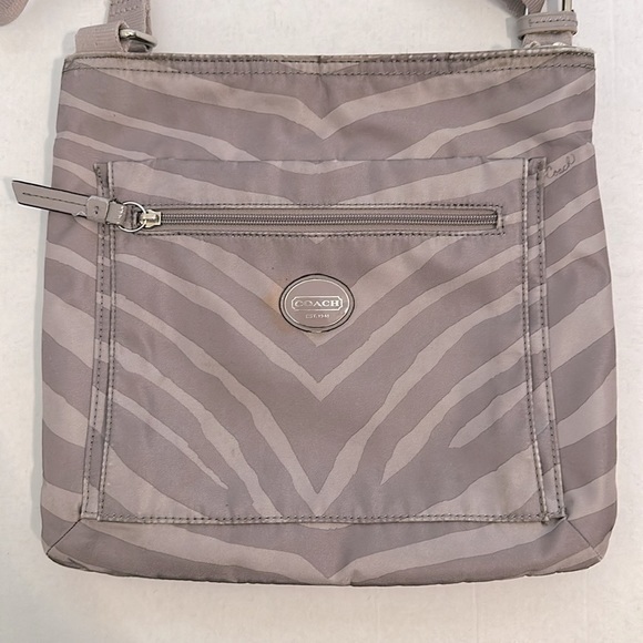 COACH Zebra Print Crossbody Purse GUC - Picture 1 of 10